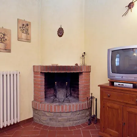 Holiday home Detached For 6 Pers With Outdoor Swimming Pool Loro Ciuffenna