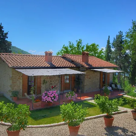 Tatil Evi Detached For 6-pers With Outdoor Swimming Pool Loro Ciuffenna